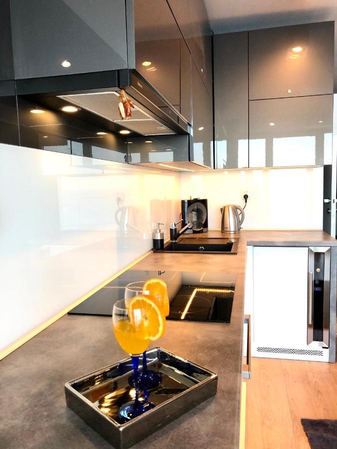 Na Klifie - Apartamenty Komfort, Widok Na Morze, Parking Ustronie Morskie Bagian luar foto